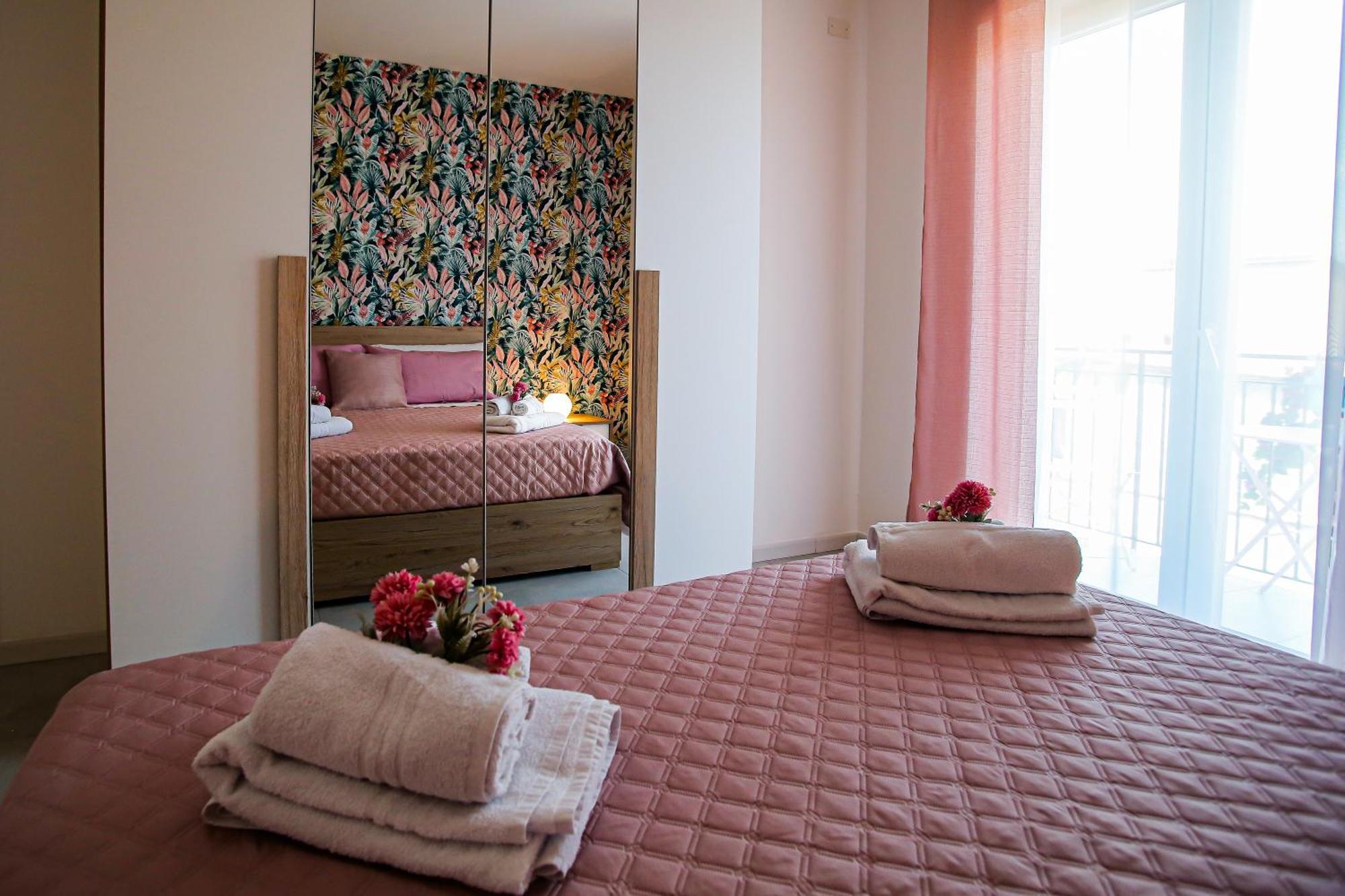 Laudani Homes Aeroporto di Catania Fontana Rossa Esterno foto